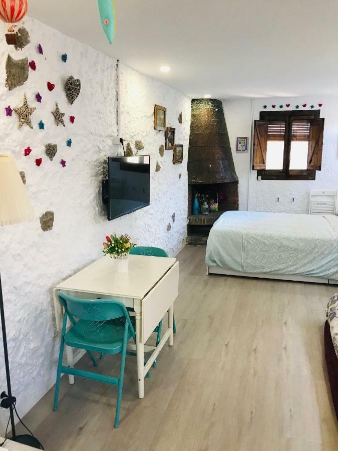 Appartamento Heart Of Gracia Barcellona Esterno foto